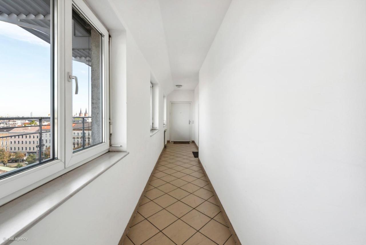 Bernhards Apartment Stadthalle - Klima & Terrasse เวียนนา ภายนอก รูปภาพ