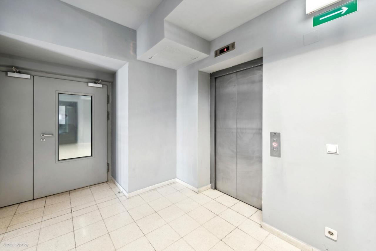 Bernhards Apartment Stadthalle - Klima & Terrasse เวียนนา ภายนอก รูปภาพ